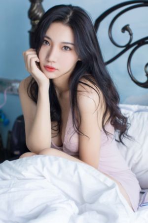 坐在联谊会角落的他是肉食系_HD在线播放观看